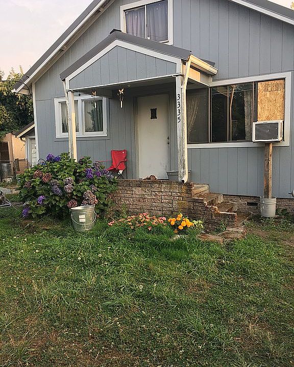 2nd image of 3335 Academy Dr SE