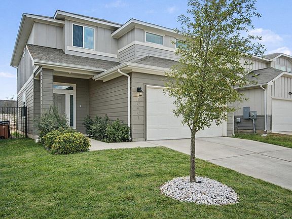 2nd image of 10807 Sentinel Dr