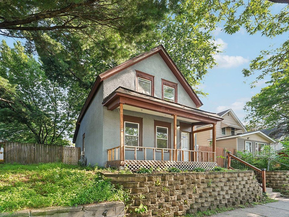 1st image of 889 York Ave