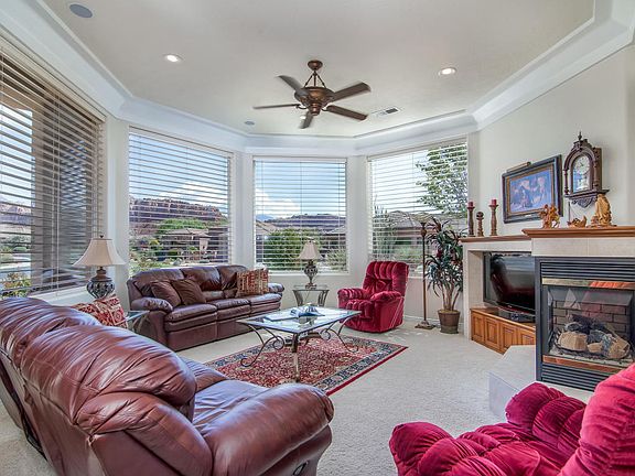 5th image of 140 N Tuacahn Dr #55