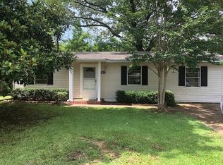 3138 King Dr, Pearl, MS 39208