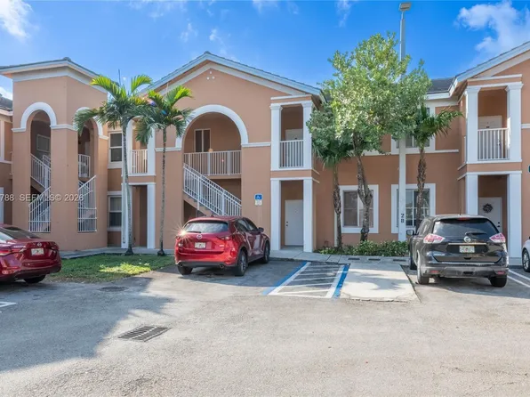 7200 NW 177th St APT 109-7, Hialeah, FL 33015