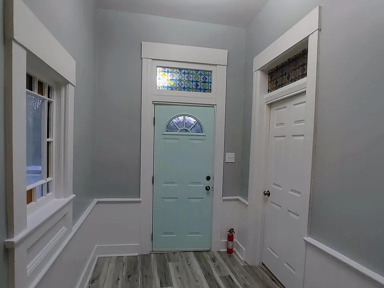 2505 Washington Ave — Photo 8