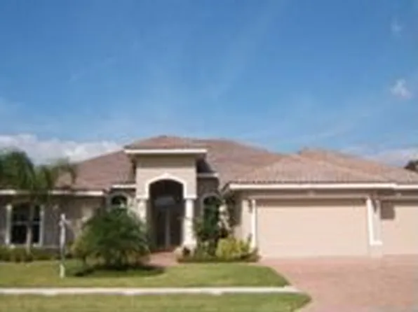 10241 Thurston Groves Blvd, Seminole, FL 33778