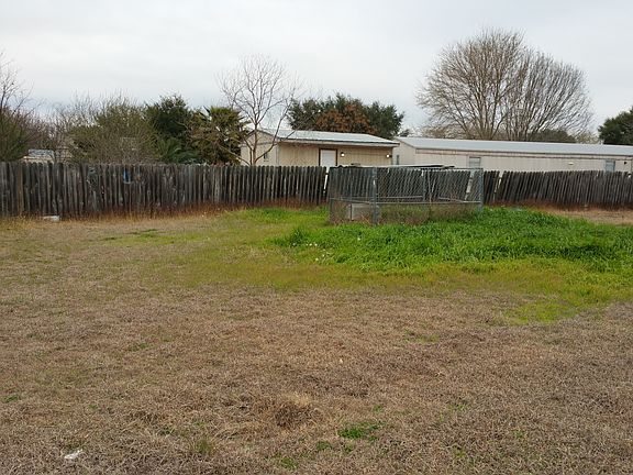 5th image of 1359 Valero Dr