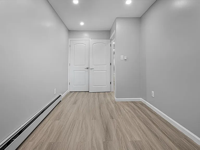 1425 Prospect Pl #2 — Photo 17