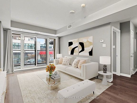 4th image of 242 Rideau St #204