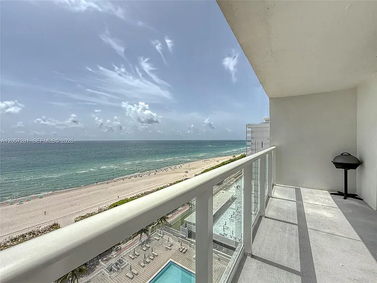5701 Collins Ave #1508 — Photo 2