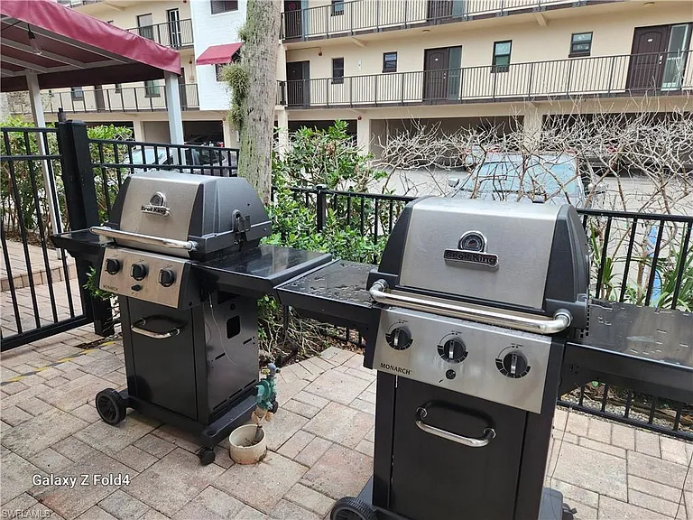805 River Point Dr #C-307 — Photo 10