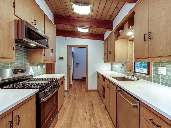 5th image of 4514 Wakefield Street