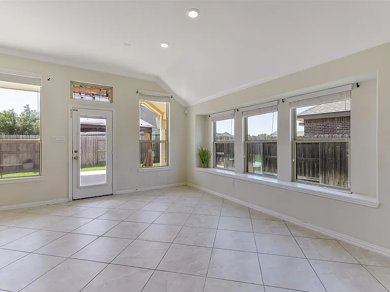 17515 Cypress Hilltop Way — Photo 16