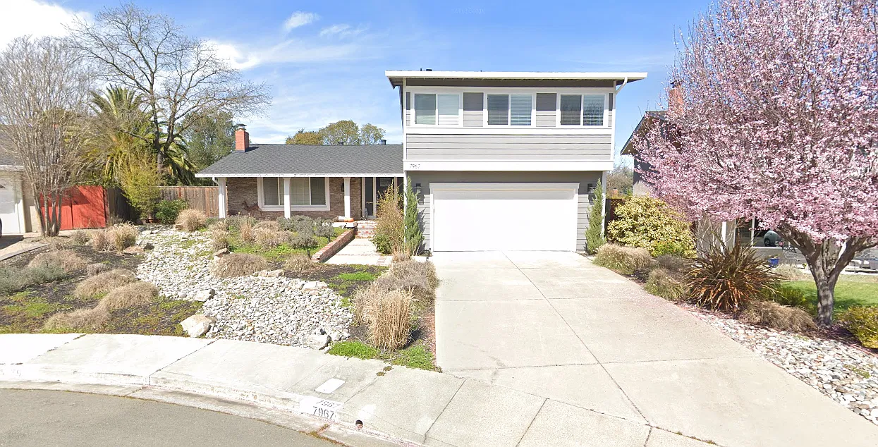 4 bed, 3.0 bath, 2300 sqft, $5,800 — Photo 1