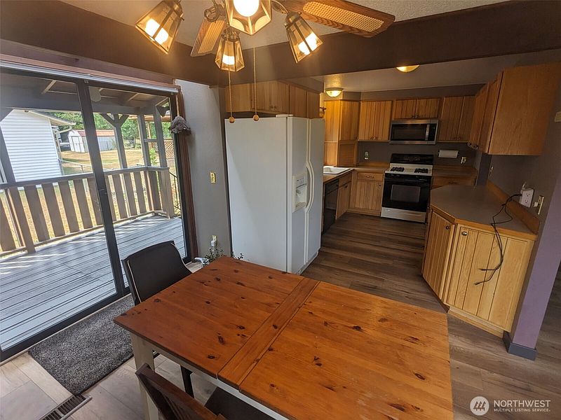 5th image of 22718 SE 321st Place