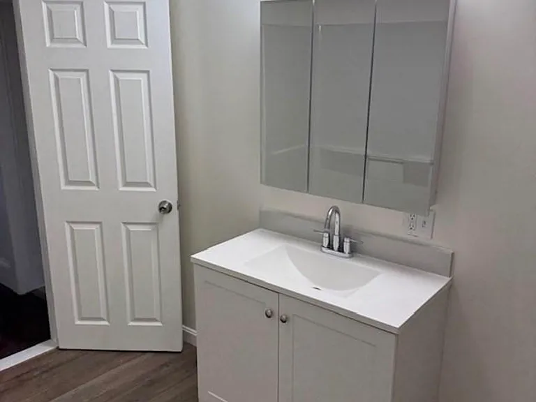 16 Front St #2 — Photo 13