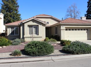 6038 W Chennault Ave, Fresno, CA