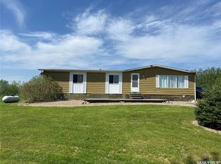 303 Main Street, Green Lake, SK S0M 1B0