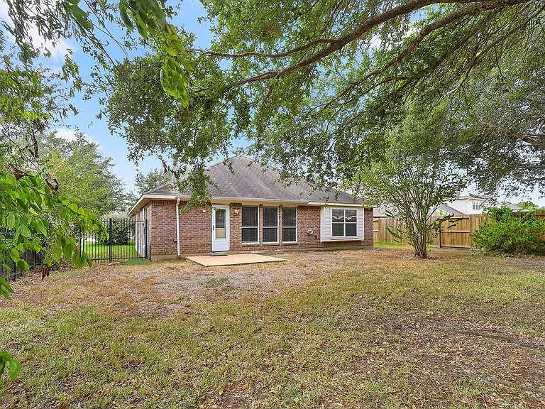 25910 N Lakefair Dr — Photo 40
