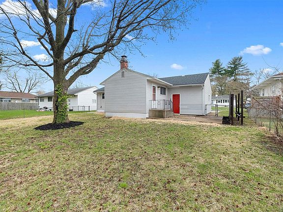 4th image of 735 Babler Dr