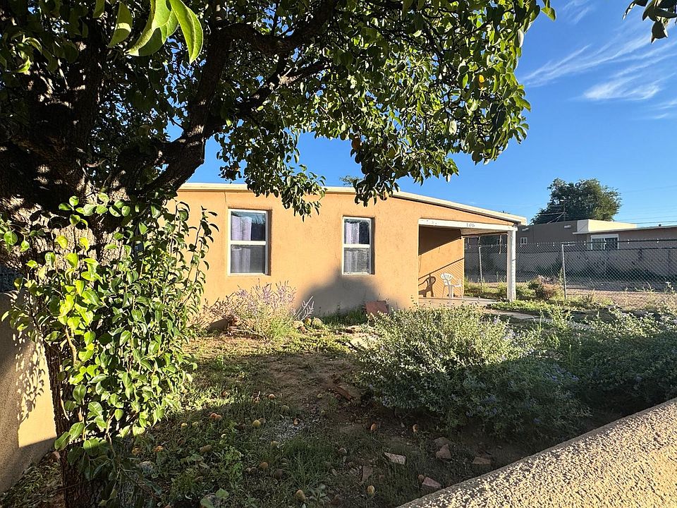 1st image of 106 Taos St