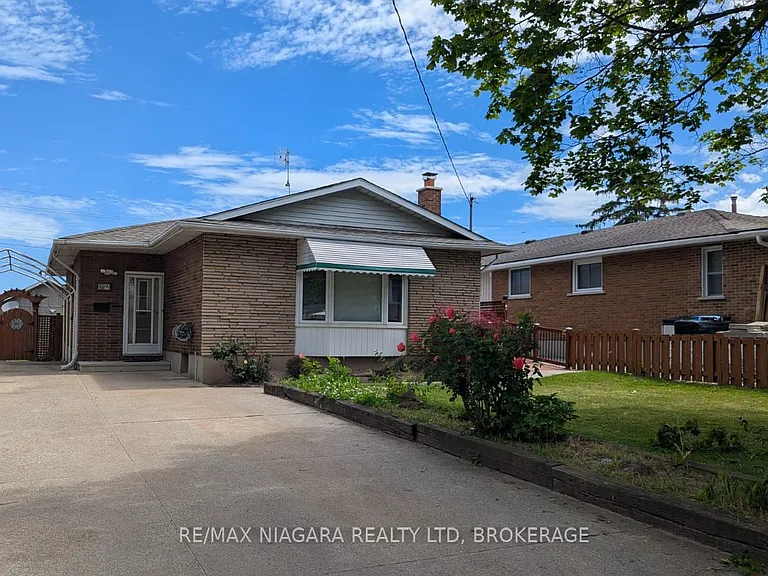 624 Bunting Rd — Photo 1