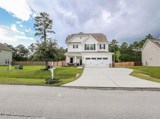 139 Peytons Ridge Dr, Hubert, NC 28539