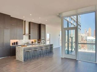 300 W Superior St #4001, Chicago, IL 60654