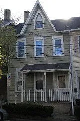 Building Photo 4