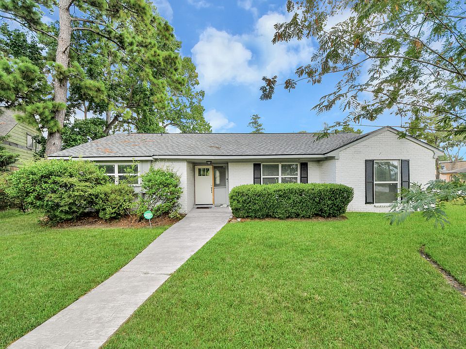 1st image of 28923 Pecan Cir
