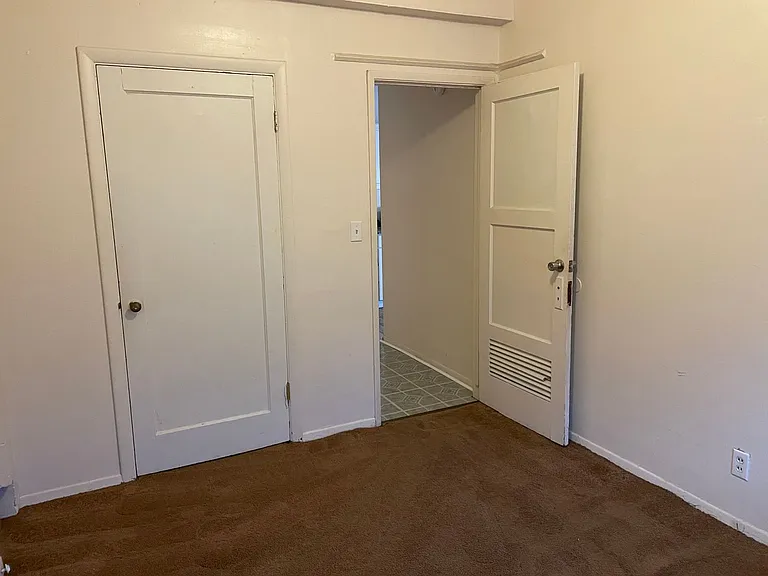 456 C St SW — Photo 9