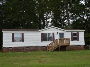 135 Gemstone Dr, Statesville, NC 28625