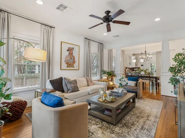 611 Enid St, Houston, TX 77009
