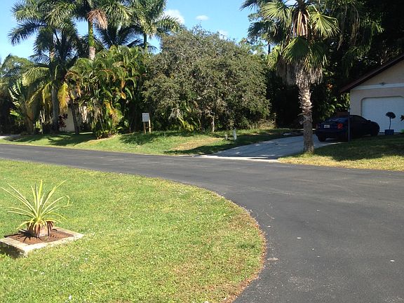 3rd image of 26974 Spanish Gardens Dr