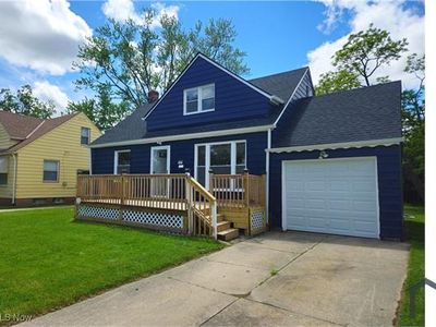 5200 Catherine St, Maple Heights, OH, 44137