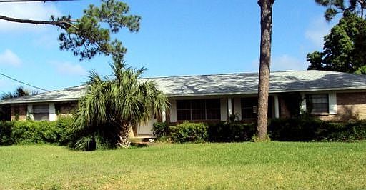 3rd image of 2641 Venetian Way