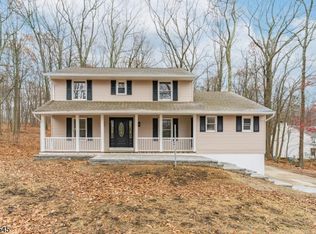 94 Ridge Rd, Allamuchy Twp., NJ 07840