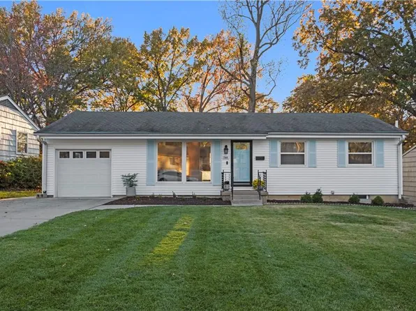 7140 Robinson St, Overland Park, KS 66204