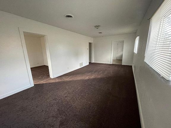 3rd image of 1223 N Alleghaney Ave