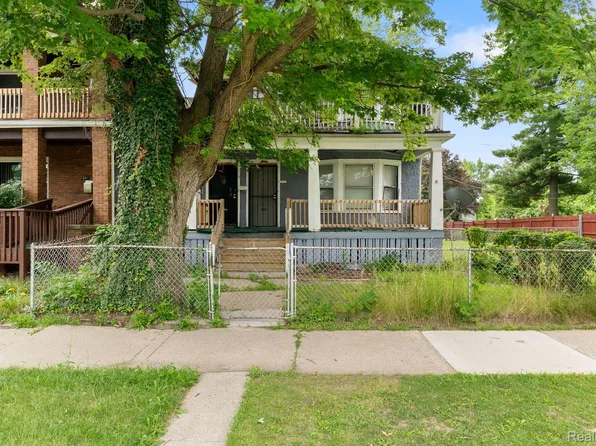 213 Cortland St, Highland Park, MI 48203