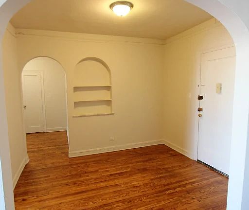 4th image of 4750 41st St APT 4F