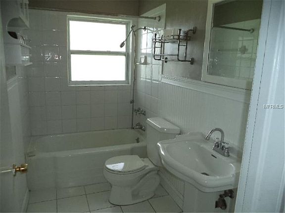 5th image of 10206 N Boulevard St