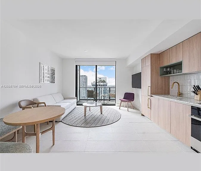 159 NE 6th St #2903 — Photo 18