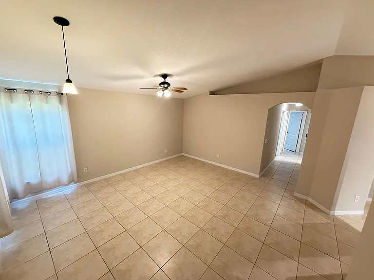 38 Vanna Ct — Photo 16