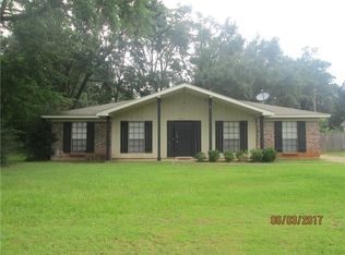 8710 Maple Dr, Semmes, AL 36575