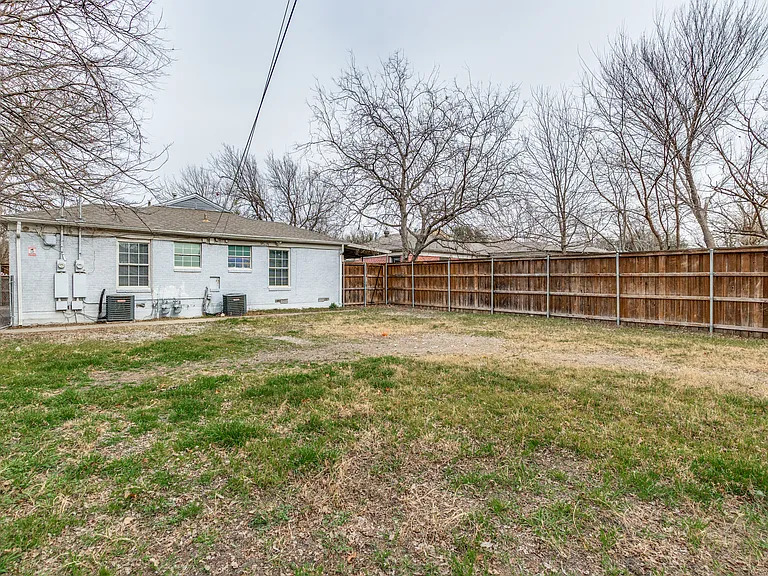 7909 Wanebe Dr #7911 — Photo 14