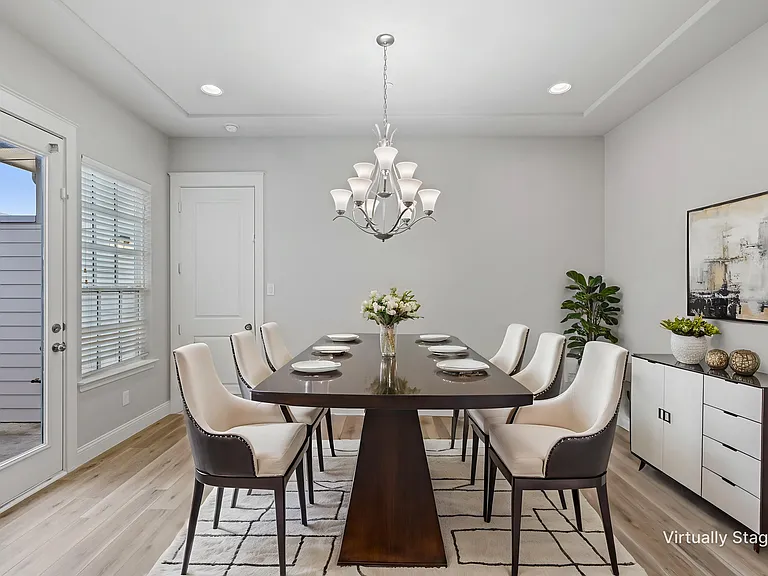 Dining Room Virtually Staged