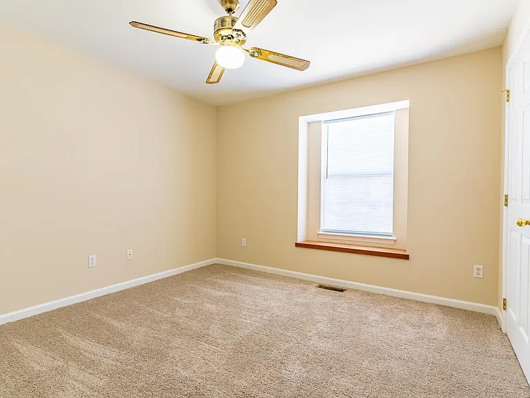 8706 Ellington Way — Photo 9