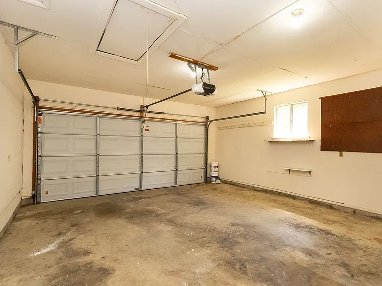 834 Kay Cir — Photo 18