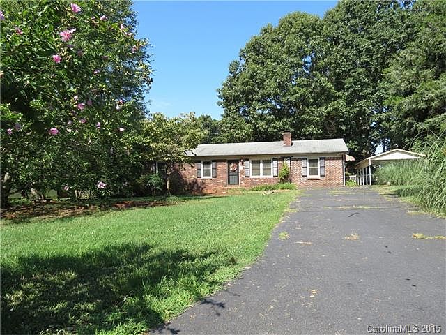 1st image of 3950 English Oak Dr