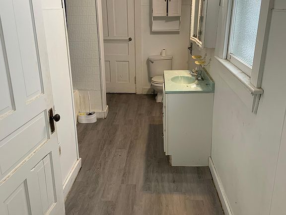 Newly Floored Bathroom