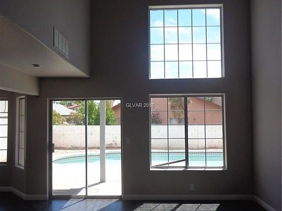 4th image of 3813 Broadriver Dr